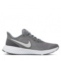 Nike Revolution 5