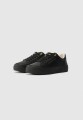 Tommy Hilfiger CHIC LOW PROFILE