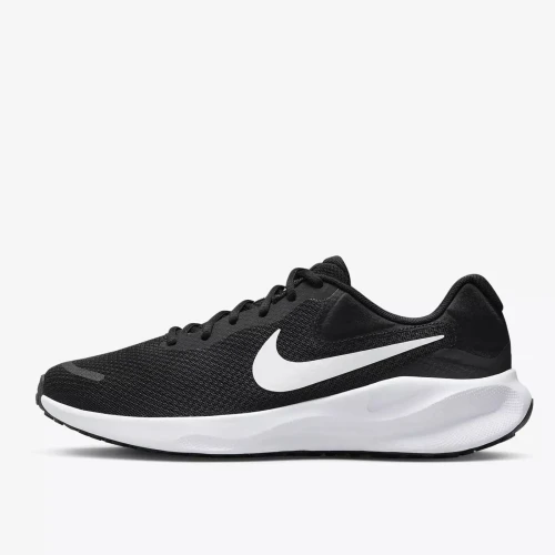 Nike Revolution 7